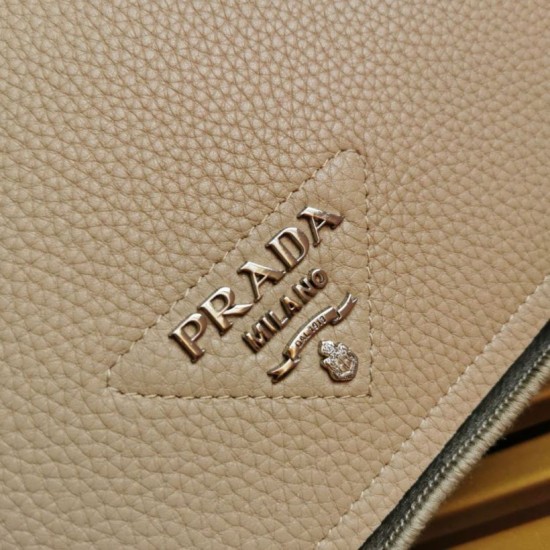 Replica Borsa a tracolla Prada con patta granulata sabbia