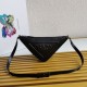 Replica Borsa a tracolla triangolare Prada Nera