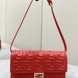Replica Portafoglio baguette Fendi su catena Borsa Fendi Rossa