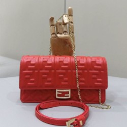 Replica Portafoglio baguette Fendi su catena Borsa Fendi Rossa