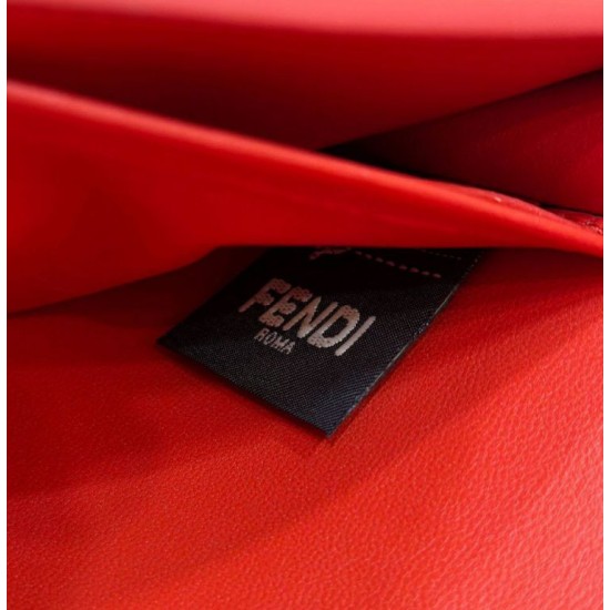 Replica Portafoglio baguette Fendi su catena Borsa Fendi Rossa