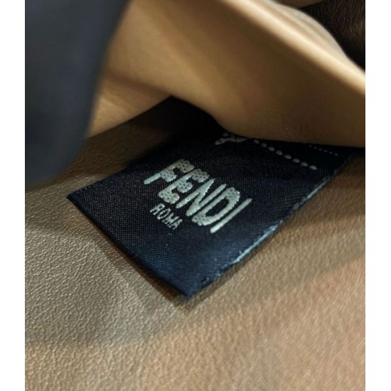 Replica Portafoglio baguette Fendi su catena Borsa Fendi ricamo FF Marrone