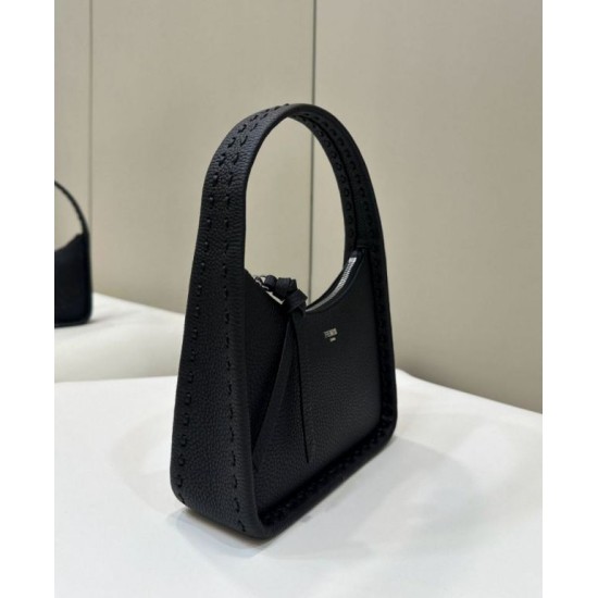 Replica Fendi Mini Fendessence hobo Selleria Fendi Borsa con 264 impunture cucite a mano Nera
