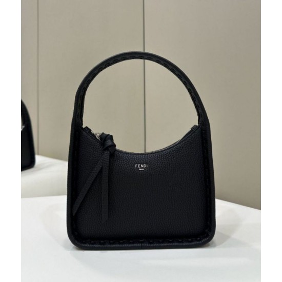Replica Fendi Mini Fendessence hobo Selleria Fendi Borsa con 264 impunture cucite a mano Nera