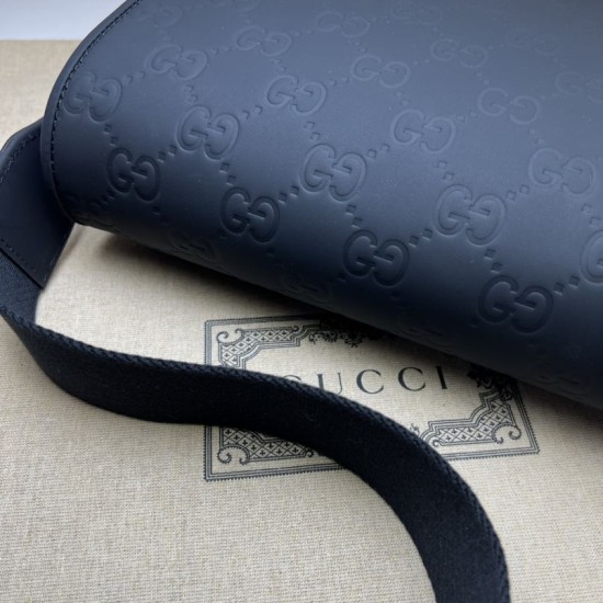 Replica Borsa a tracolla Gucci effetto gomma GG 775097 Nera