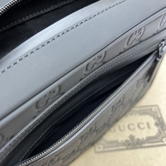 Replica Borsa a tracolla Gucci effetto gomma GG 775097 Nera