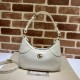 Replica Borsa a tracolla piccola a forma di mezzaluna Gucci Aphrodite 731817 Bianca