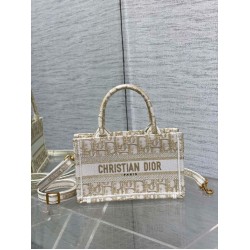 Replica Borsa Dior Mini Book Tote con tracolla Borsa Dior Ricamo Dior Oblique color oro