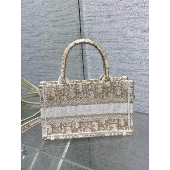 Replica Borsa Dior Mini Book Tote con tracolla Borsa Dior Ricamo Dior Oblique color oro