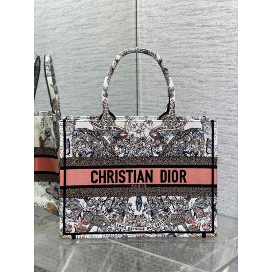 Replica Dior Medium Book Tote Borsa Dior Farfalla intorno al mondo ricamato