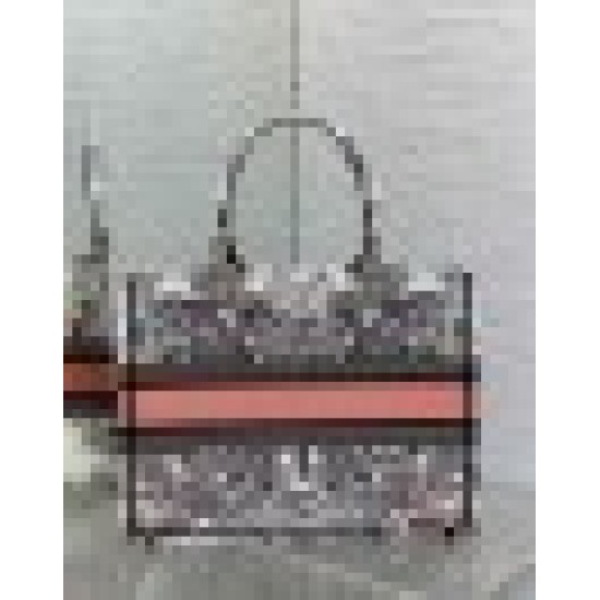 Replica Dior Medium Book Tote Borsa Dior Farfalla intorno al mondo ricamato