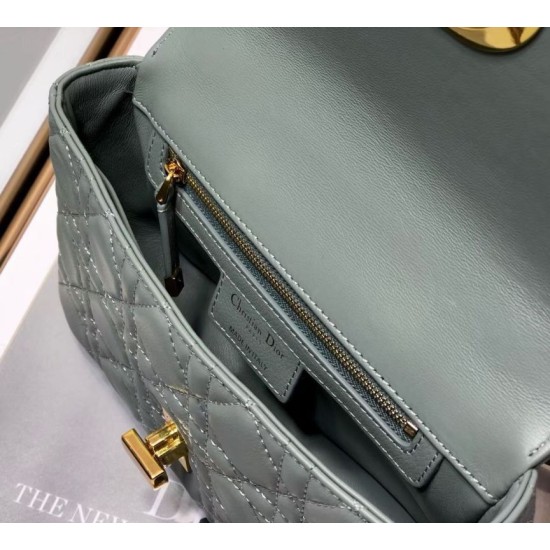 Replica Borsa Dior Piccola Caro In Pelle Di Vitello Cannage Grigia