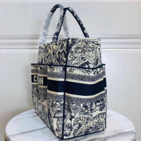 Replica Borsa tote Dior Catherine Toile de Jouy ricamata Blu