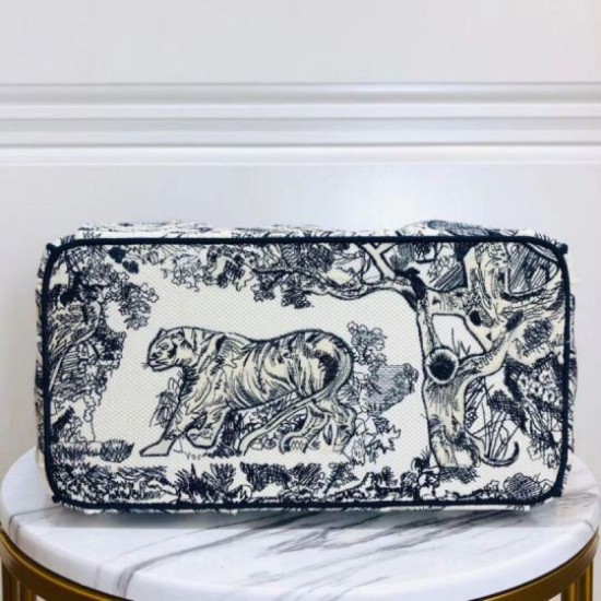 Replica Borsa tote Dior Catherine Toile de Jouy ricamata Blu