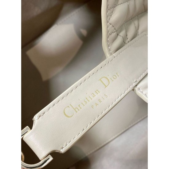 Replica Borsa Dior Toujours Media In Vitello Macrocannage Beige
