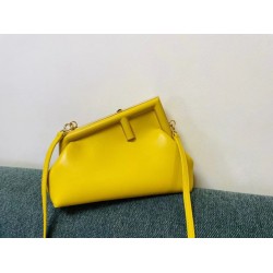 Replica Fendi Prima Borsa Piccola Borsa Fendi Nappa Gialla