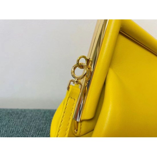 Replica Fendi Prima Borsa Piccola Borsa Fendi Nappa Gialla