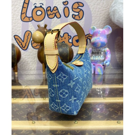 Replica Borsa hobo Louis Vuitton Hills Pochette LV M82949 Blu Replica Borsa hobo Louis Vuitton Hills Pochette LV M82949 Blu