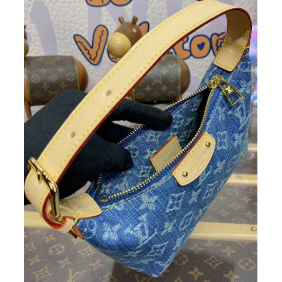 Replica Borsa hobo Louis Vuitton Hills Pochette LV M82949 Blu Replica Borsa hobo Louis Vuitton Hills Pochette LV M82949 Blu