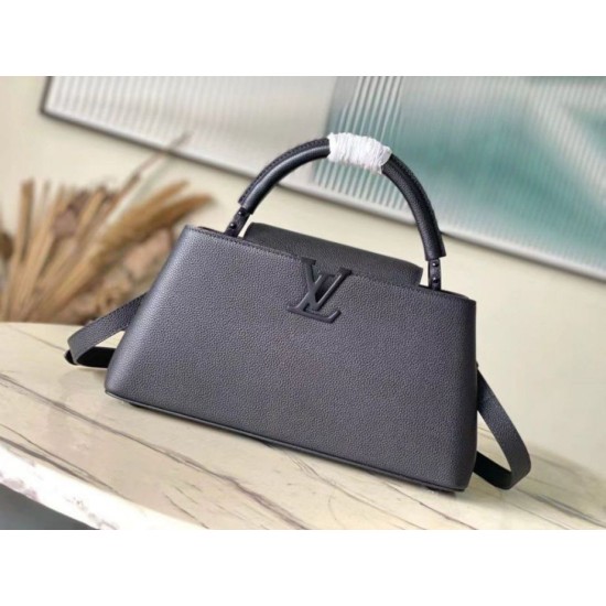 Replica Borsa Louis Vuitton Capucines East-West MM M23947 Nera
