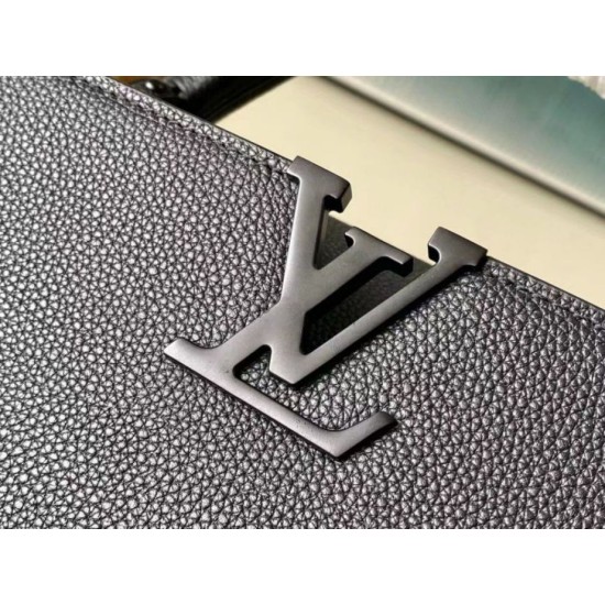 Replica Borsa Louis Vuitton Capucines East-West MM M23947 Nera