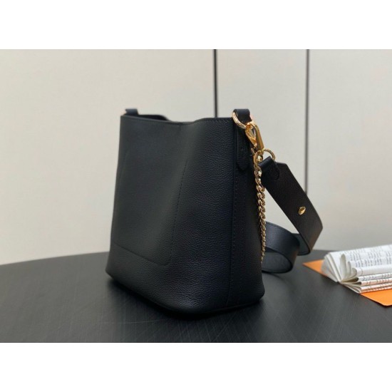 Replica Borsa Louis Vuitton con lucchetto e passeggio M24006 Granulata nera Replica Borsa Louis Vuitton con lucchetto e passeggio M24006 Granulata nera