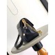 Replica Borsa Louis Vuitton Dauphine Soft MM LV M25209 in nero