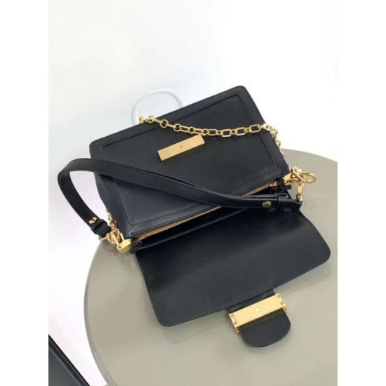 Replica Borsa Louis Vuitton Dauphine Soft MM LV M25209 in nero