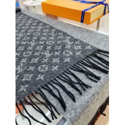 Replica Sciarpe LV con monogram sfumato Louis Vuitton M71607 nere Replica Sciarpe LV con monogram sfumato Louis Vuitton M71607 nere