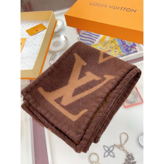 Replica Sciarpa in cashmere con coperta Louis Vuitton Sweet Dreams LV M77379 Marrone Replica Sciarpa in cashmere con coperta Louis Vuitton Sweet Dreams LV M77379 Marrone