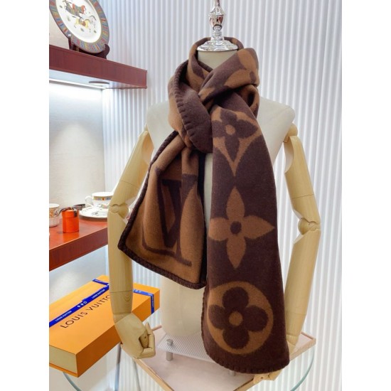 Replica Sciarpa in cashmere con coperta Louis Vuitton Sweet Dreams LV M77379 Marrone Replica Sciarpa in cashmere con coperta Louis Vuitton Sweet Dreams LV M77379 Marrone