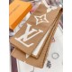 Replica Sciarpa Louis Vuitton Sweet Dreams LV M77856 Beige Replica Sciarpa Louis Vuitton Sweet Dreams LV M77856 Beige