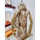 Replica Sciarpa Louis Vuitton Sweet Dreams LV M77856 Beige Replica Sciarpa Louis Vuitton Sweet Dreams LV M77856 Beige