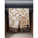 Replica Louis Vuitton M79213 Sciarpa medaglione LV Beige