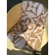 Replica Louis Vuitton M79213 Sciarpa medaglione LV Beige