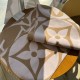 Replica Louis Vuitton M79213 Sciarpa medaglione LV Beige