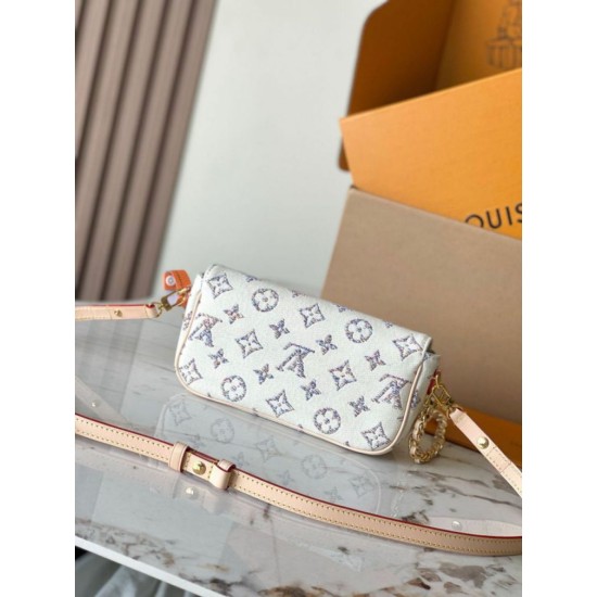 Replica Portafoglio Louis Vuitton con catena Ivy Bag in tessuto monogram M83499