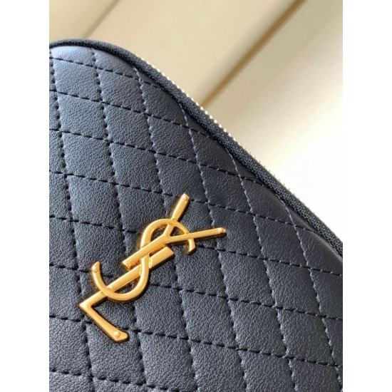 Replica Pouch YSL Saint Laurent Gaby con cerniera trapuntato nero Replica Pouch YSL Saint Laurent Gaby con cerniera trapuntato nero