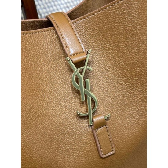 Replica Borse YSL Saint Laurent Le 5 A 7 Supple Small Hobo Marrone Replica Borse YSL Saint Laurent Le 5 A 7 Supple Small Hobo Marrone