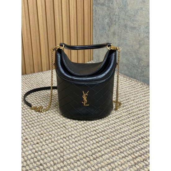 Replica Borsa a secchiello YSL Saint Laurent Gaby con patta superiore nera Replica Borsa a secchiello YSL Saint Laurent Gaby con patta superiore nera