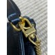 Replica Borsa a secchiello YSL Saint Laurent Gaby con patta superiore nera Replica Borsa a secchiello YSL Saint Laurent Gaby con patta superiore nera