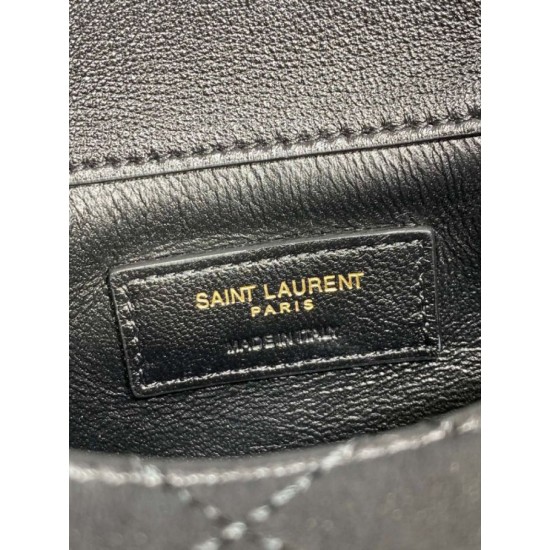 Replica Borsa a secchiello YSL Saint Laurent Gaby con patta superiore nera Replica Borsa a secchiello YSL Saint Laurent Gaby con patta superiore nera