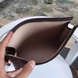 Replica Toiletry Pouch 26 Monogram Canvas M47542