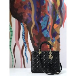 Replica Borsa tote grande Christian Dior Supple Lady Dior M0584 oro nero