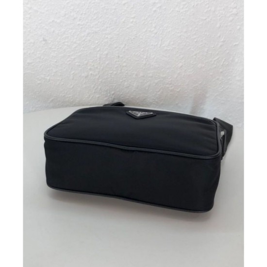Replica Borsa a tracolla Prada in nylon 2VH048 nera