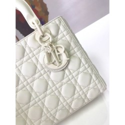 Replica Borsa Christian Dior Lady Dior Ultra-Matte White