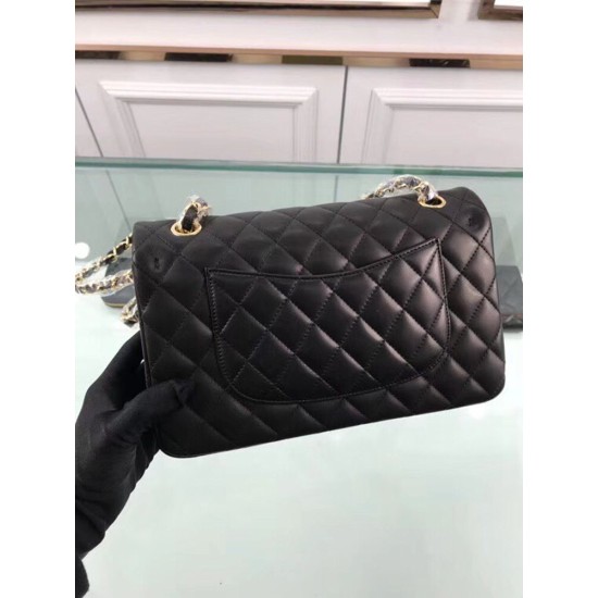 Replica Medium Classica Flap in pelle di agnello nero GHW A01112