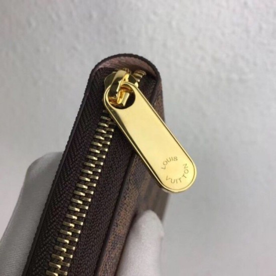 Replica Portafoglio Zippy Damier Ebene Canvas N60046 Replica Portafoglio Zippy Damier Ebene Canvas N60046