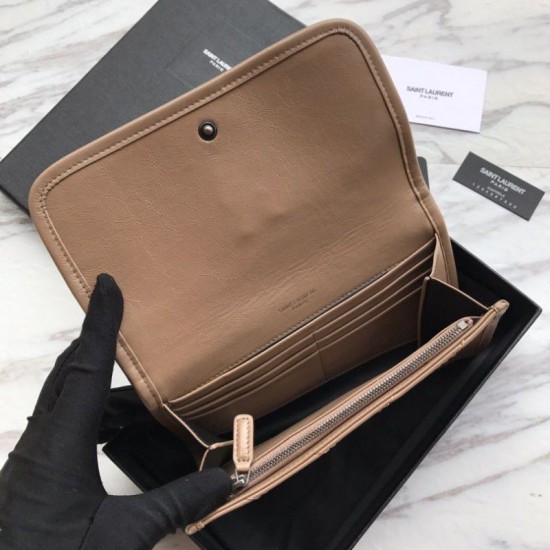Replica Portafoglio grande YSL Saint Laurent Niki in pelle stropicciata vintage color albicocca Replica Portafoglio grande YSL Saint Laurent Niki in pelle stropicciata vintage color albicocca