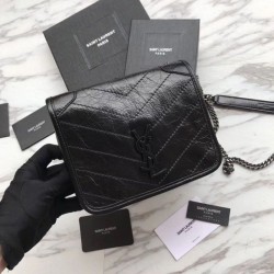 Replica Portafoglio a catena YSL Saint Laurent Niki in pelle nera increspata vintage
